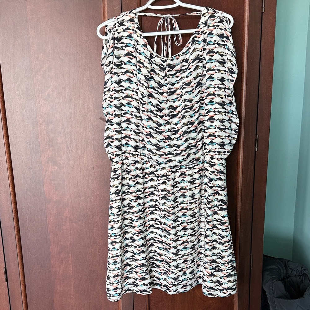 The Limited Multicolor Patterned Dress